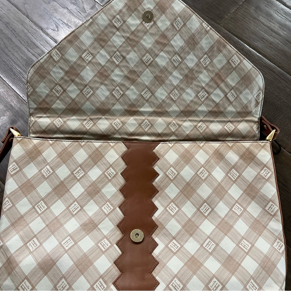 Sorelle Fontana Like New Purse - Picture 7 of 12